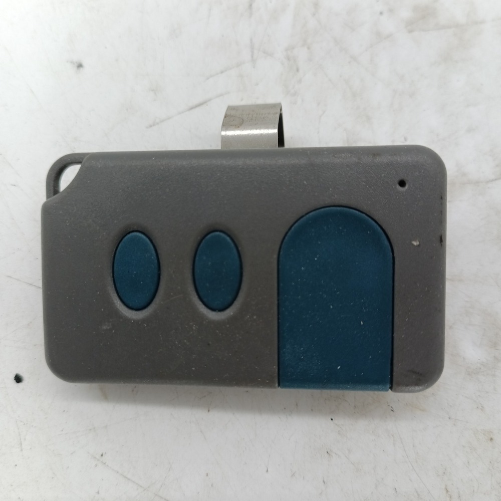 Craftsman 139.53681 3-Button Garage Door Opener Remote Gray Blue 971LM FCC ID cd